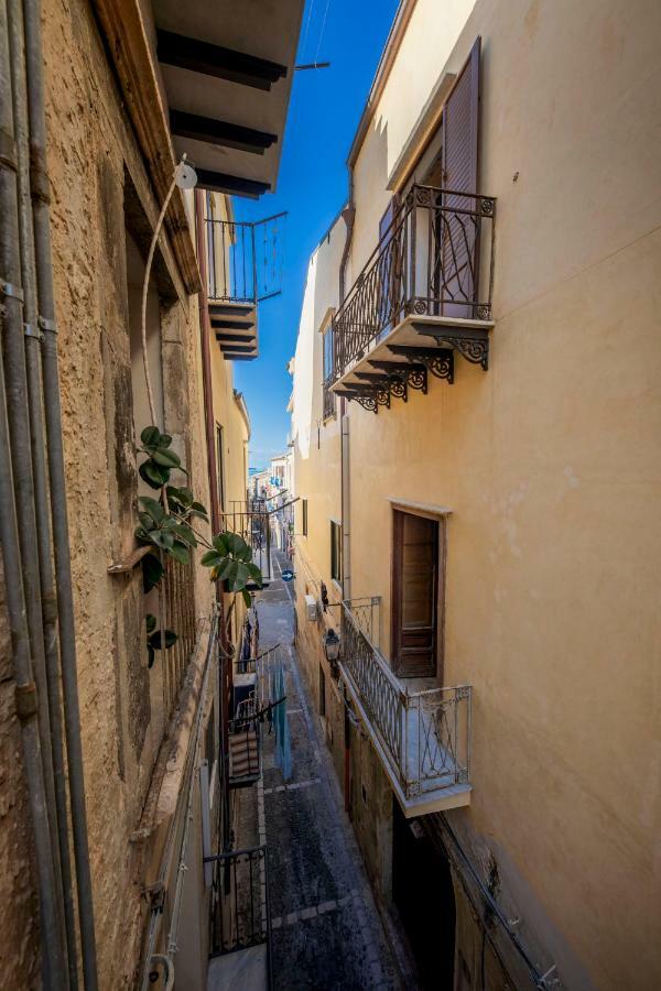 Sicilian Dream Apartments Cefalú Exterior foto